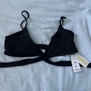 NWT L*SPACE CHLOE WRAP TOP